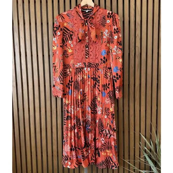 Dalia MacPhee Midi Dress Orange Floral Lace And Necktie Pleated Size Medium EUC! Dalia MacPhee Midi Dress Orange Floral Lace And Necktie Pleated Size Medium EUC!